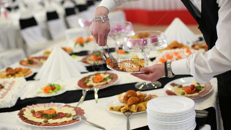 休闲食品批发，如何找到性价比高的厂家直销？**